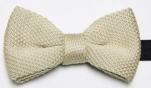 Cream Knitted Bow Tie